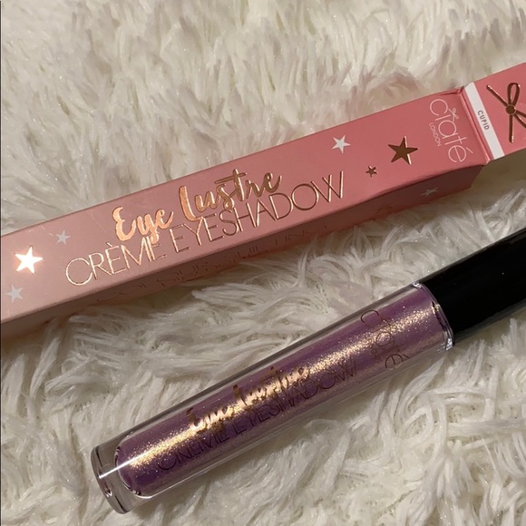 Creme Eyeshadow - Picture 1 of 2